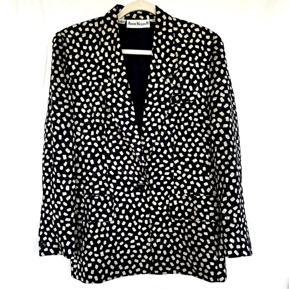 Anne Klein Jackets & Blazers - Vintage Silk Anne Klein II Blue and White Blazer Size 4